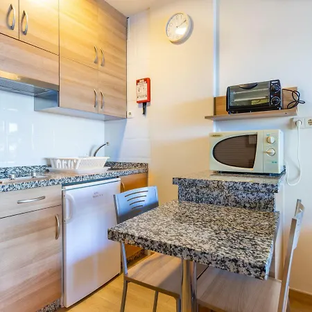 Stellamar - Paseo Maritimo * Fuengirola